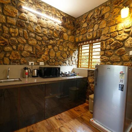 Tiyans Stone Castle Private Tea Villa Vagamon By Voye Homes エクステリア 写真