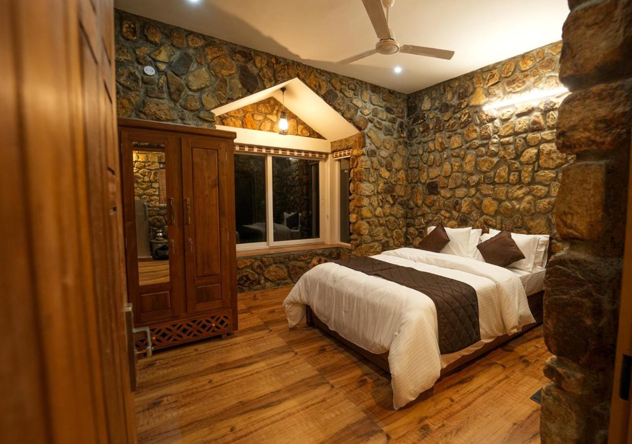 Tiyans Stone Castle Private Tea Villa Vagamon By Voye Homes エクステリア 写真