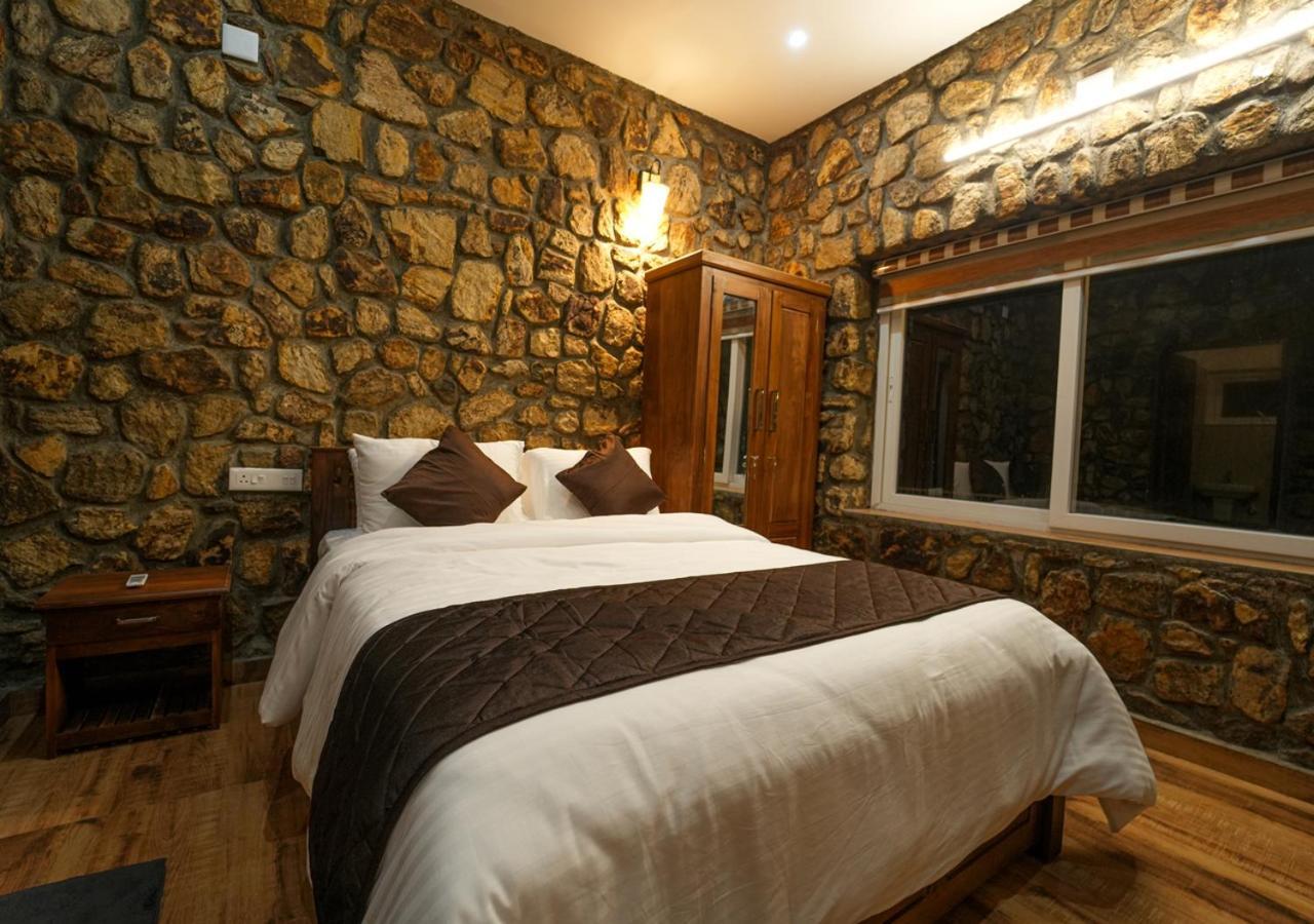 Tiyans Stone Castle Private Tea Villa Vagamon By Voye Homes エクステリア 写真